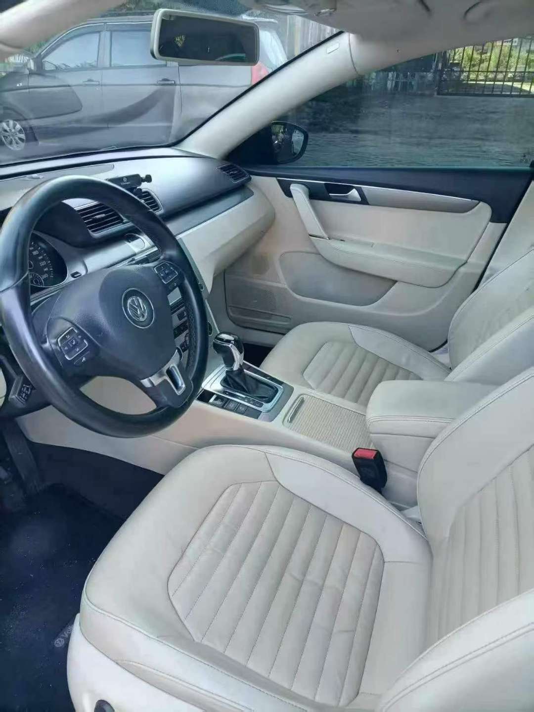 Volkswagen Magotan 2013 1.8T Automatic Sunroof Luxury Edition 7