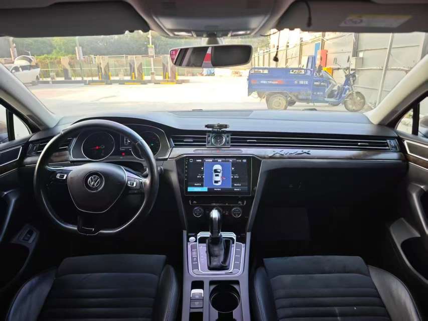 Volkswagen Magotan 2017 330 Luxury 1.8T 8