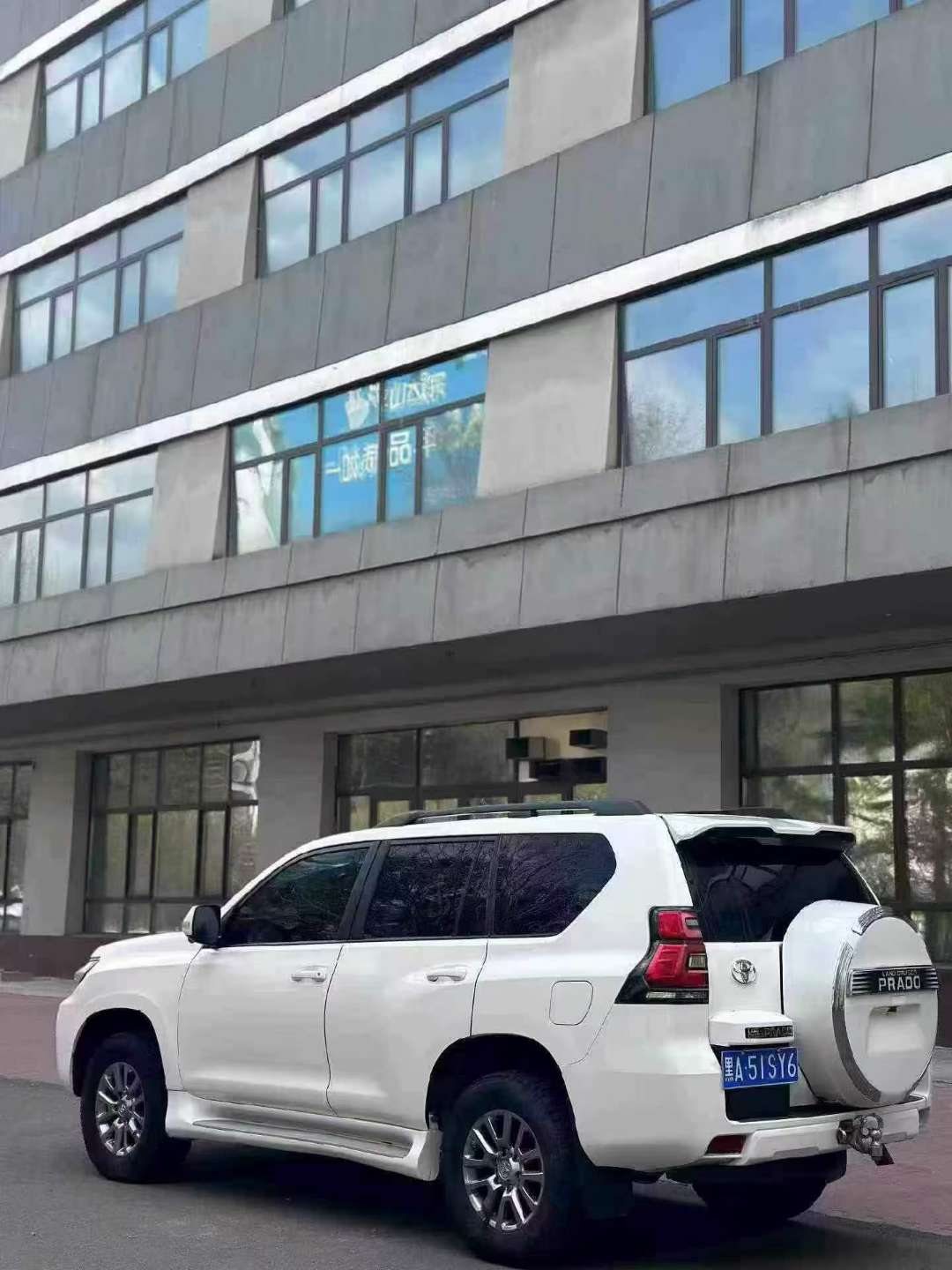 Toyota Prado 2011 2.7L 7