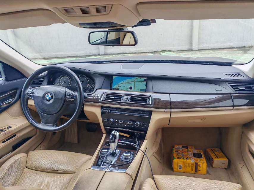 BMW 7 Series 730 3.0 Elegant Edition 5