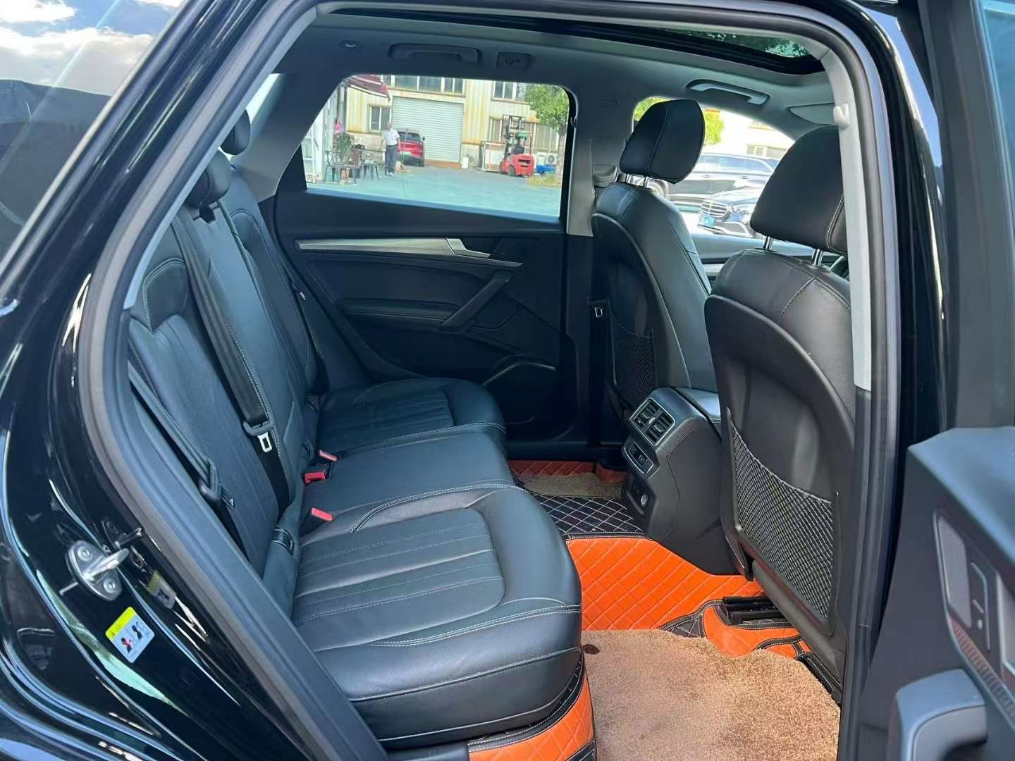 Audi Q5L 2020 2.0T Automatic Sunroof 45 Prestige Fashion Trim 5