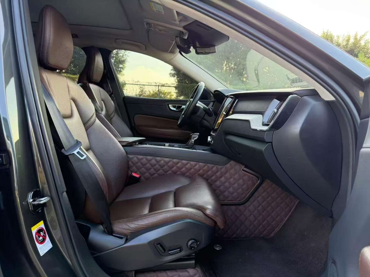 Volvo XC60 T5 AWD Zhiyuan Luxury Edition 7