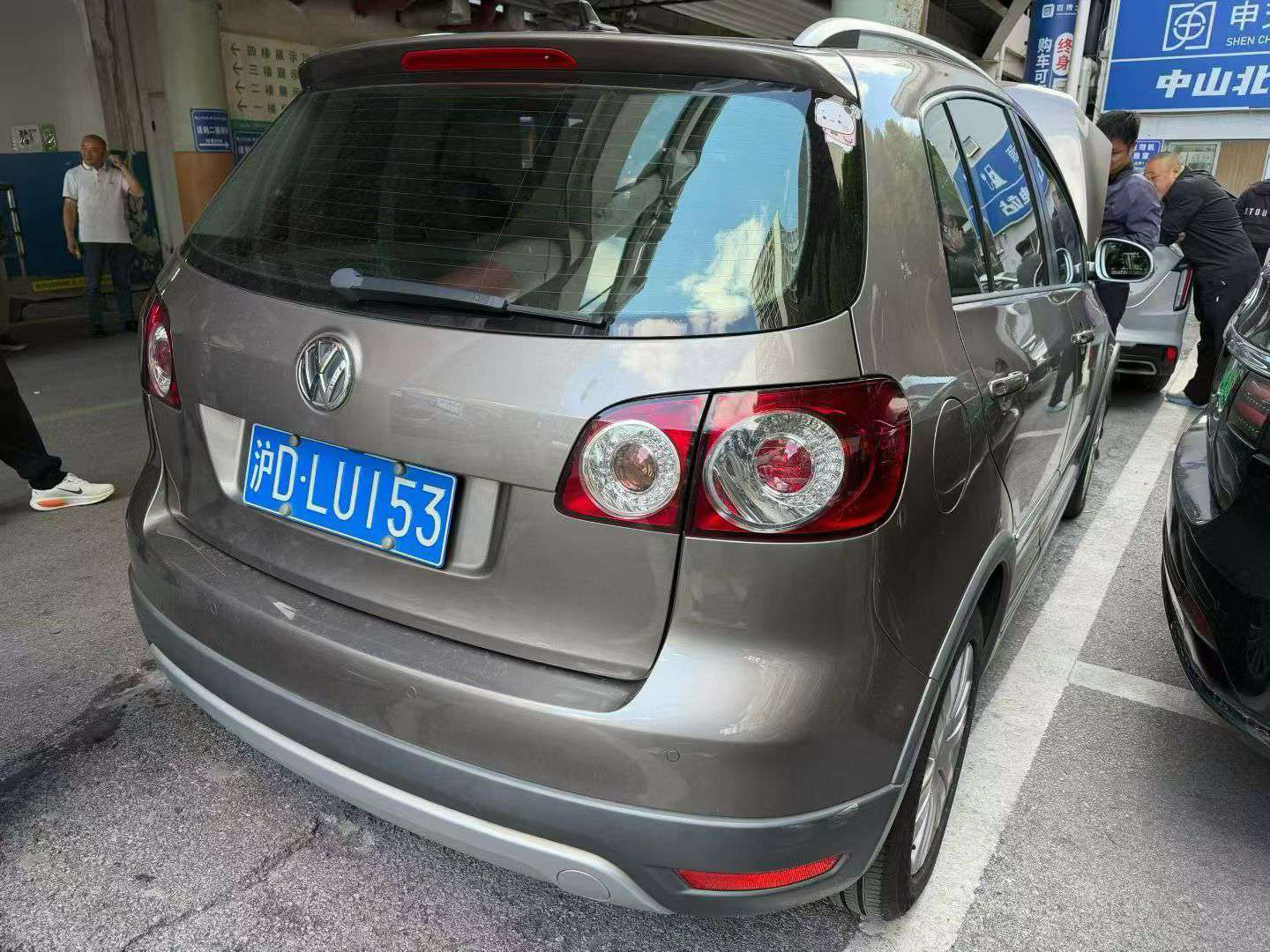 Volkswagen Golf Sportsvan 2014 1.4 Automatic Sunroof 5