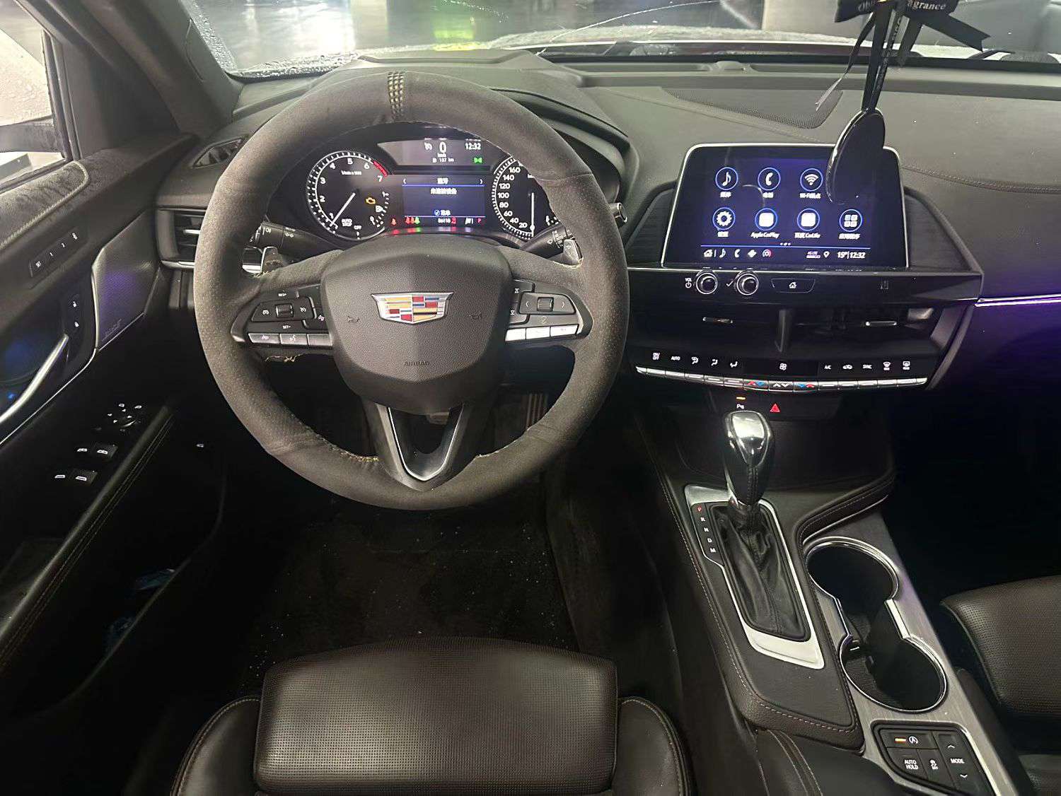 Cadillac CT4 2020 28T Elite 3