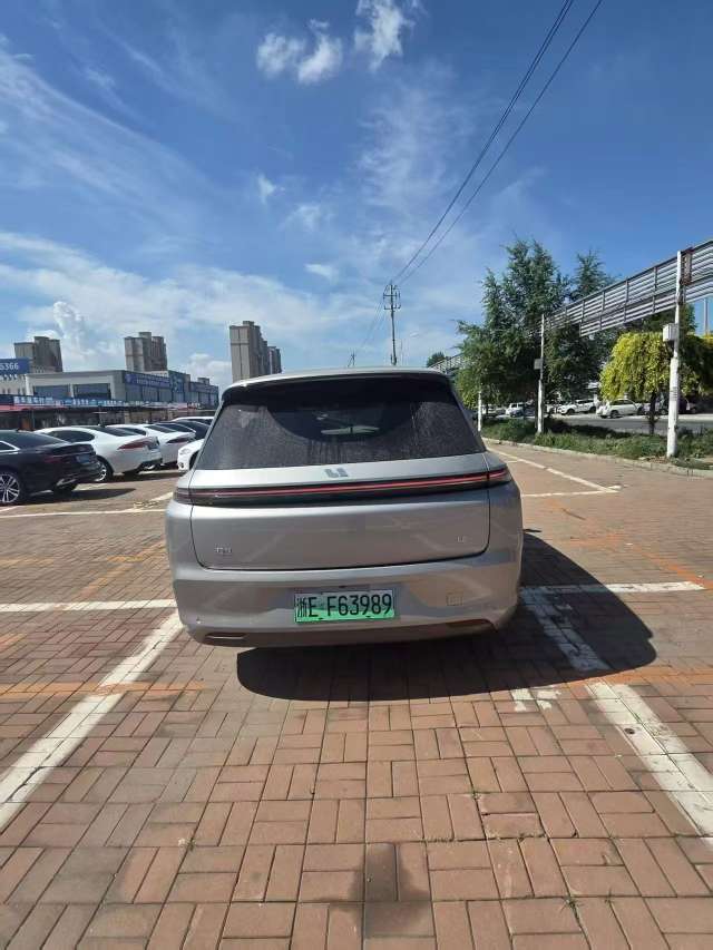 Li Auto L8 2023 L8 Pro 8