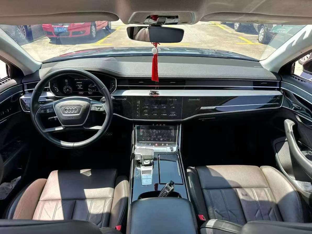 Audi A8L 50TFSI All-wheel Drive Comfort 7