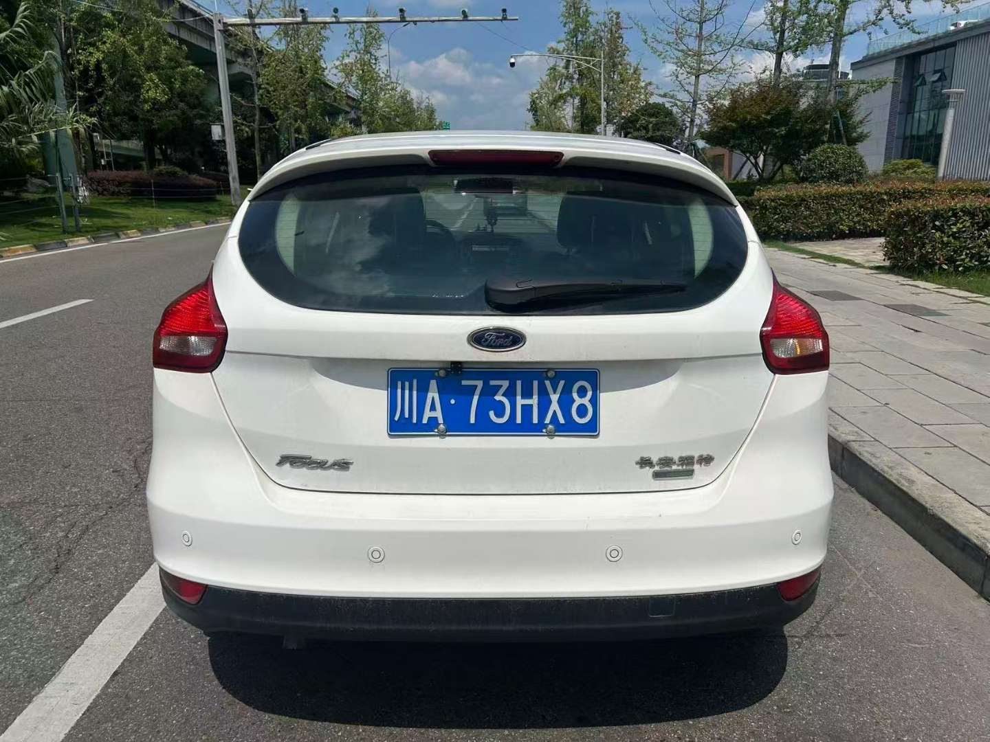 Ford Focus 1.0T Super Fashion Edition 3