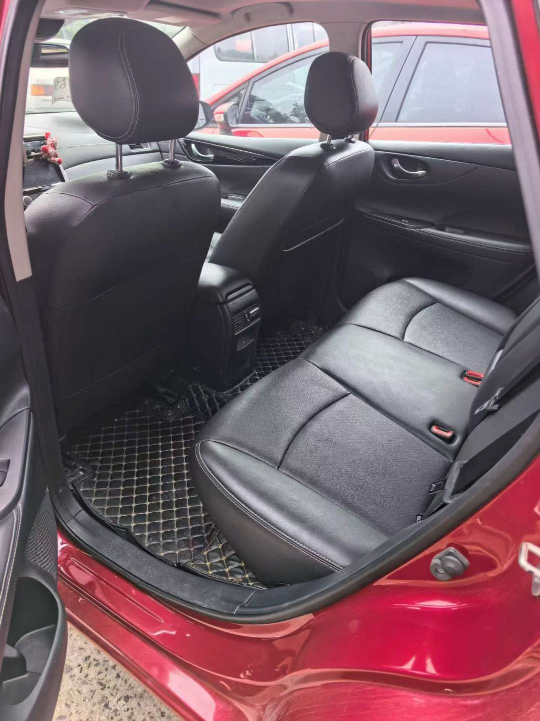 Nissan Tiida 2022 Tiida 5