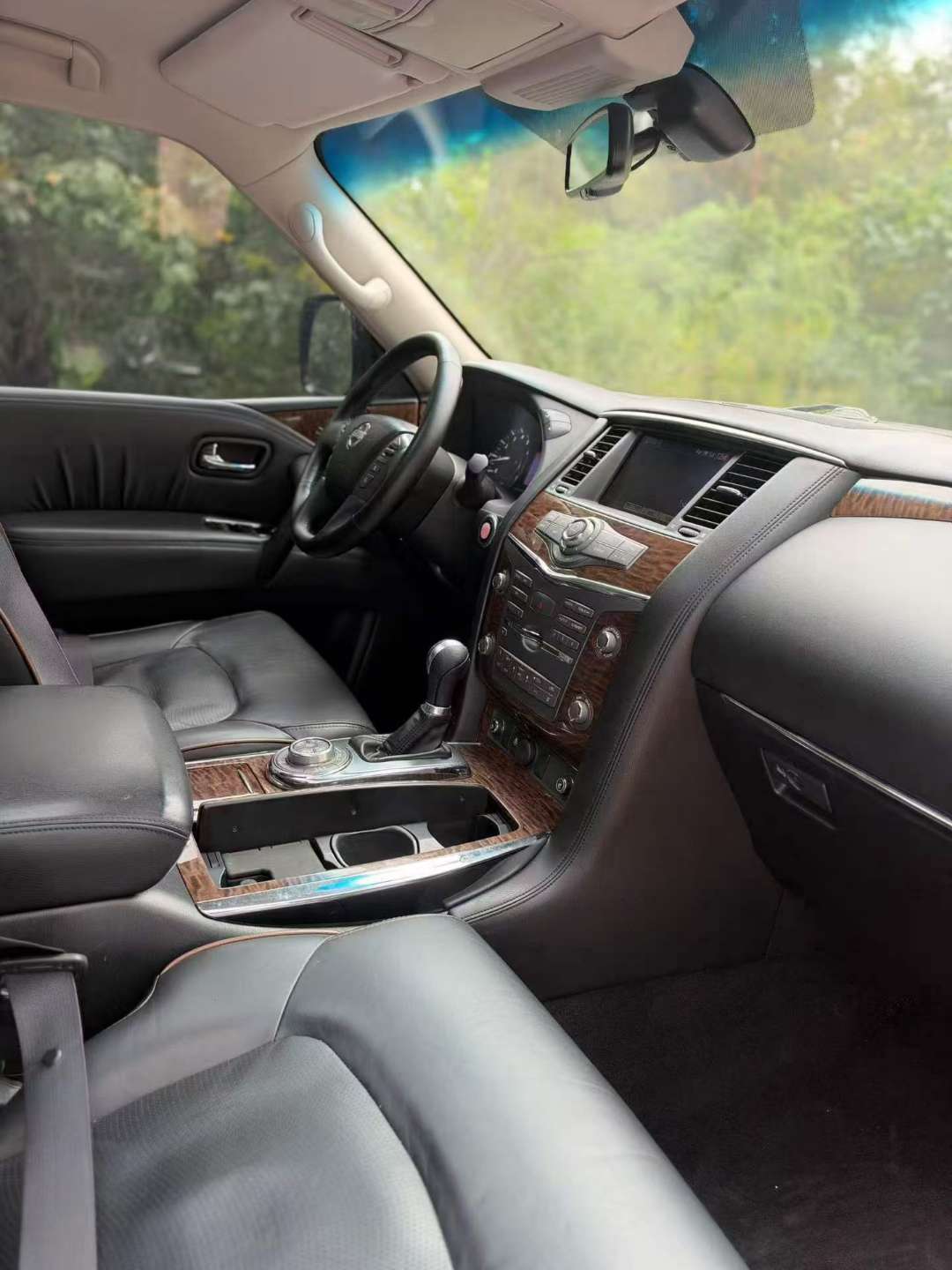 Nissan Patrol 4WD Flagship Edition 5.6L V8 4