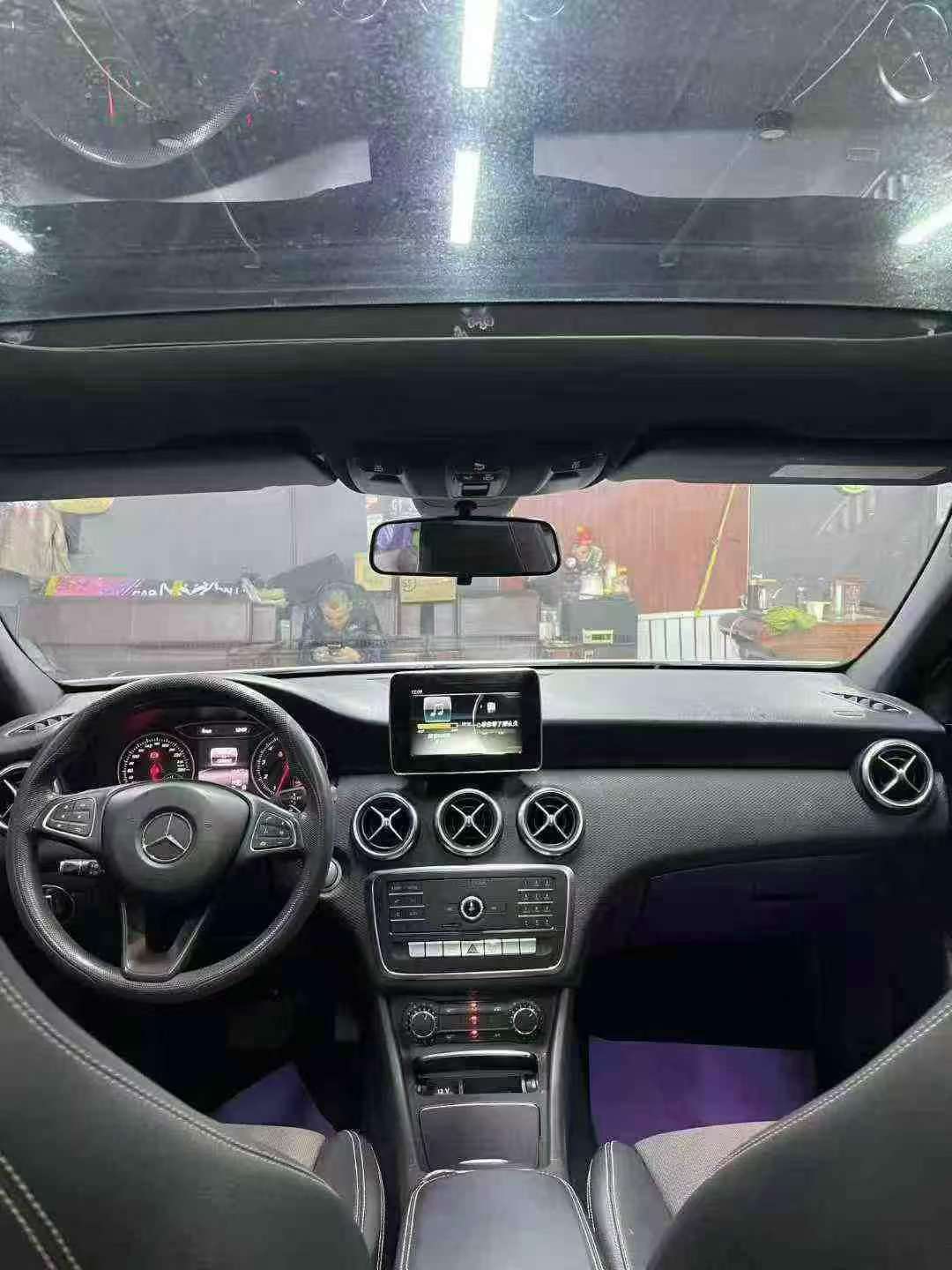 Mercedes-Benz A-Class A180 Automatic Panoramic Sunroof 8