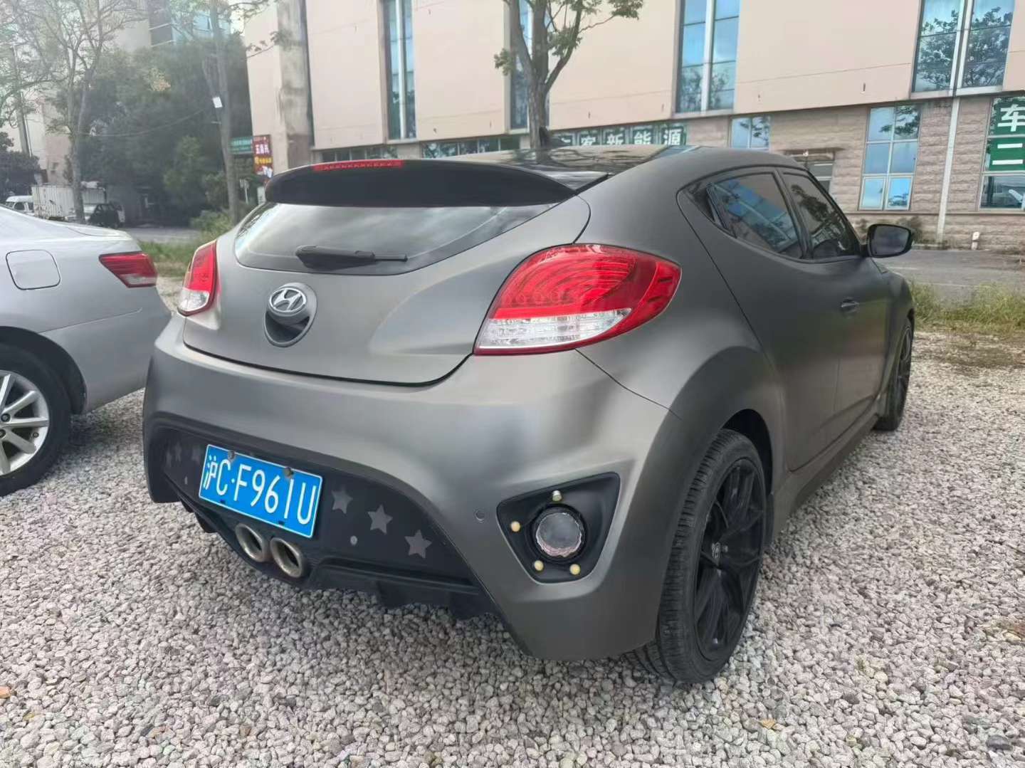 Hyundai Veloster 4