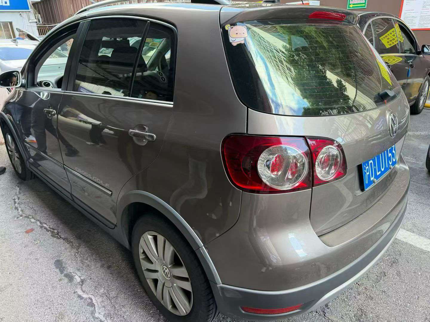 Volkswagen Golf Sportsvan 2014 1.4 Automatic Sunroof 6