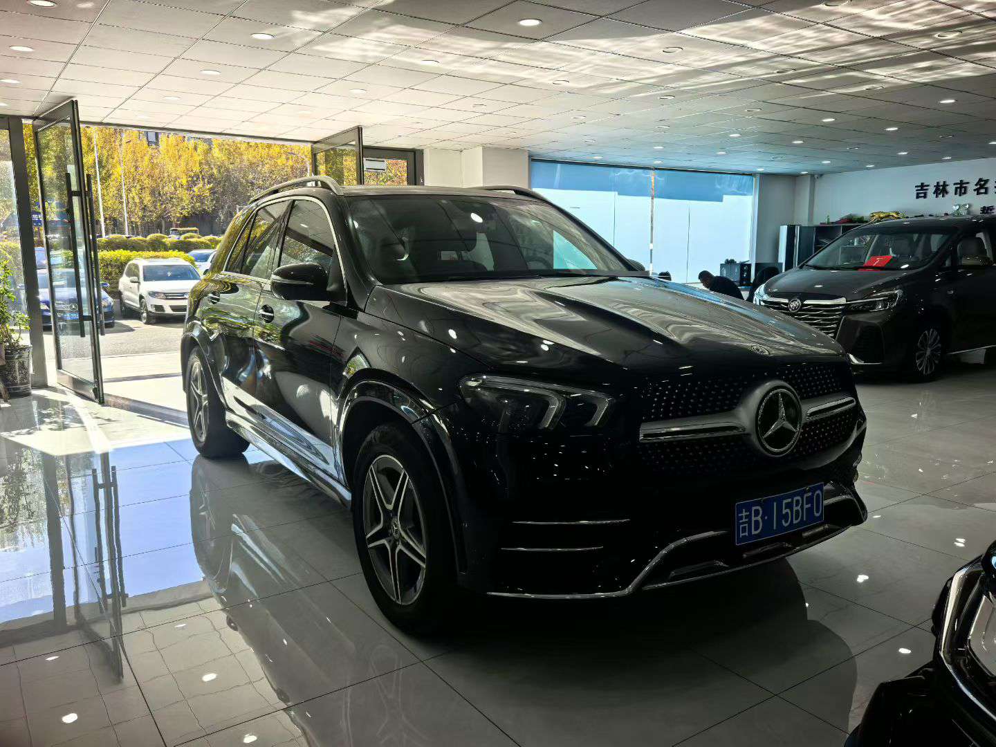 Mercedes-Benz GLE 2019 GLE350 2.0T 7-Seater Luxury 5