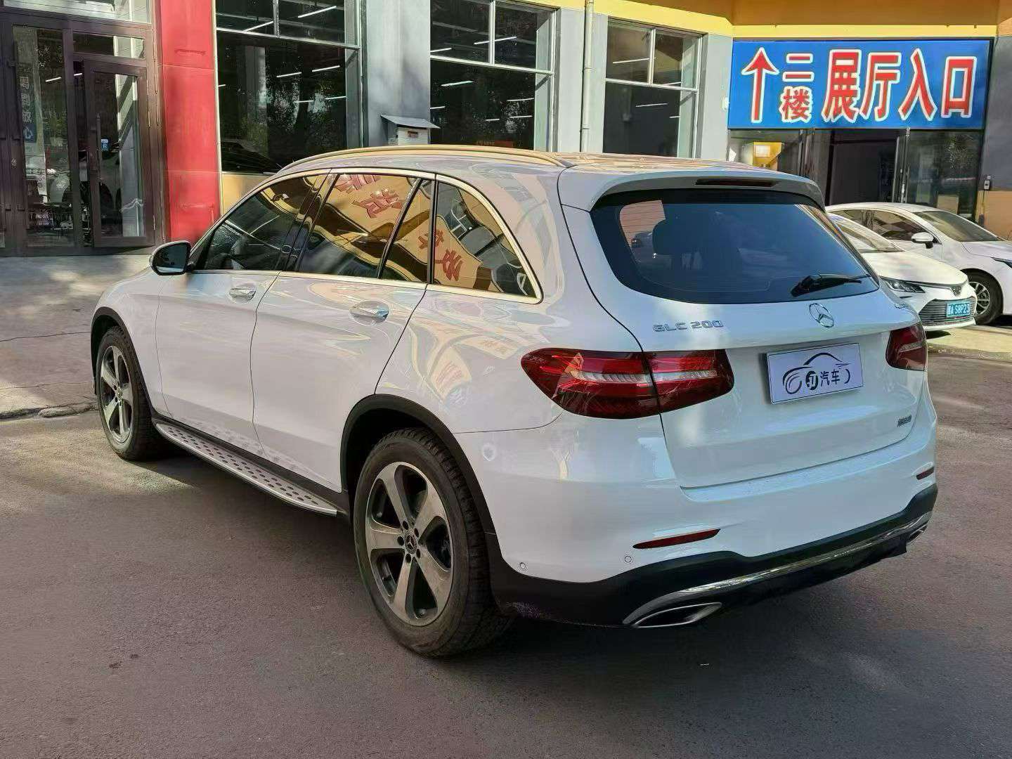 Mercedes-Benz GLC GLC200 AWD 8