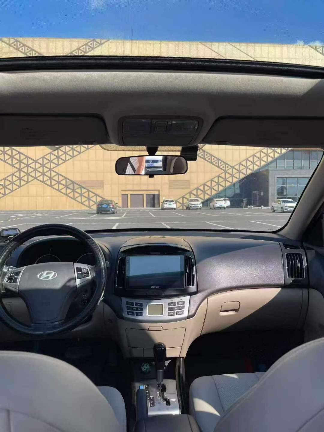 Hyundai Elantra 2011 1.6L Automatic High Trim 8