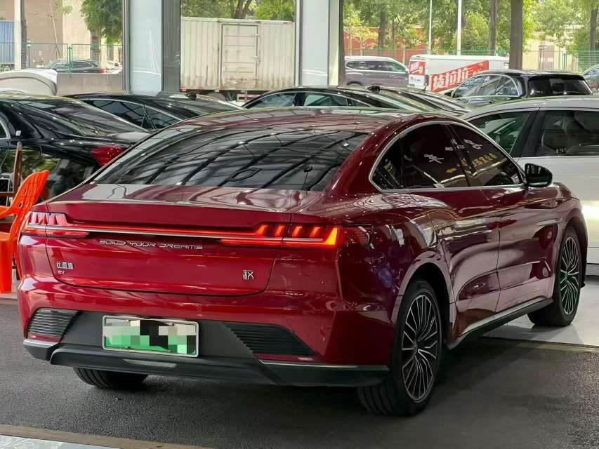 BYD Han EV Standard Range Luxury Edition 4