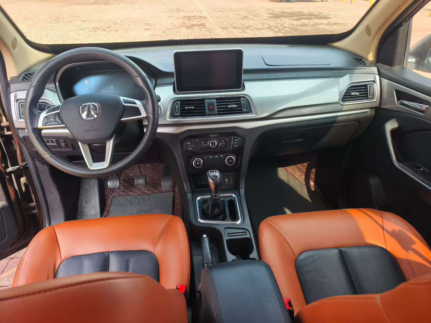 BAIC Wangwang M50 1.5L Manual Top Trim 7-Seater 7