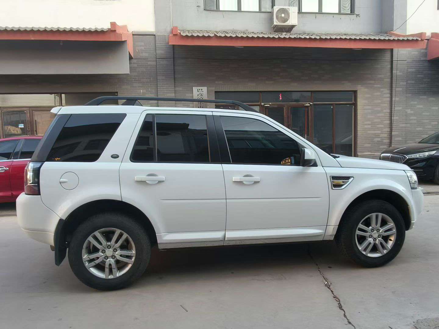 Land Rover Freelander 2 2014 2.0T 6