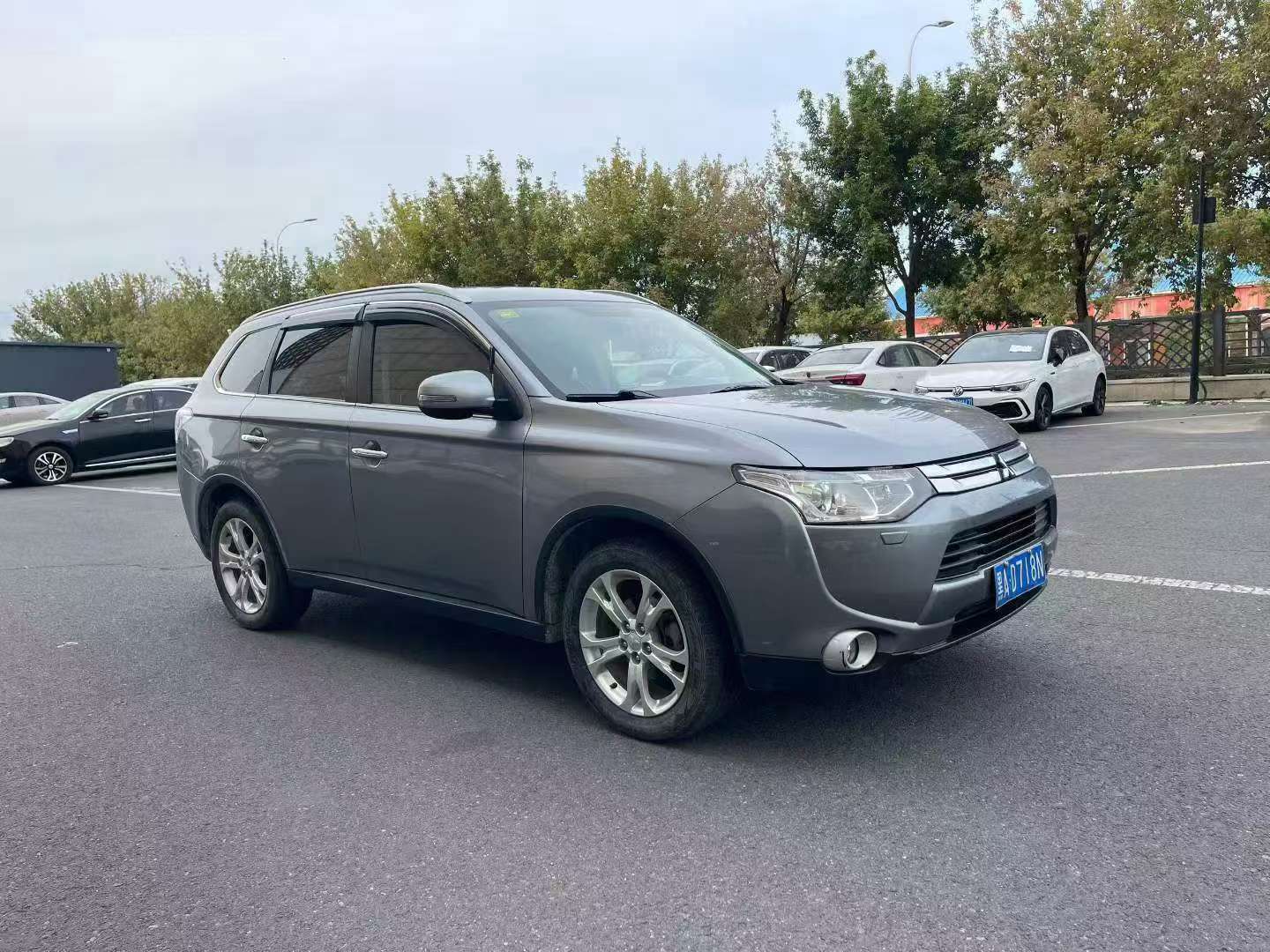 Mitsubishi Outlander 2015 2.4L Automatic AWD 3