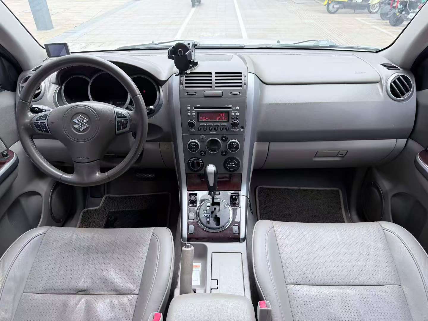 Suzuki Grand Vitara 2008 2.4 AT JLX-EL 5-door 6