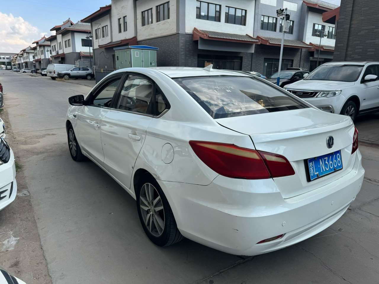 Changan Eado 4