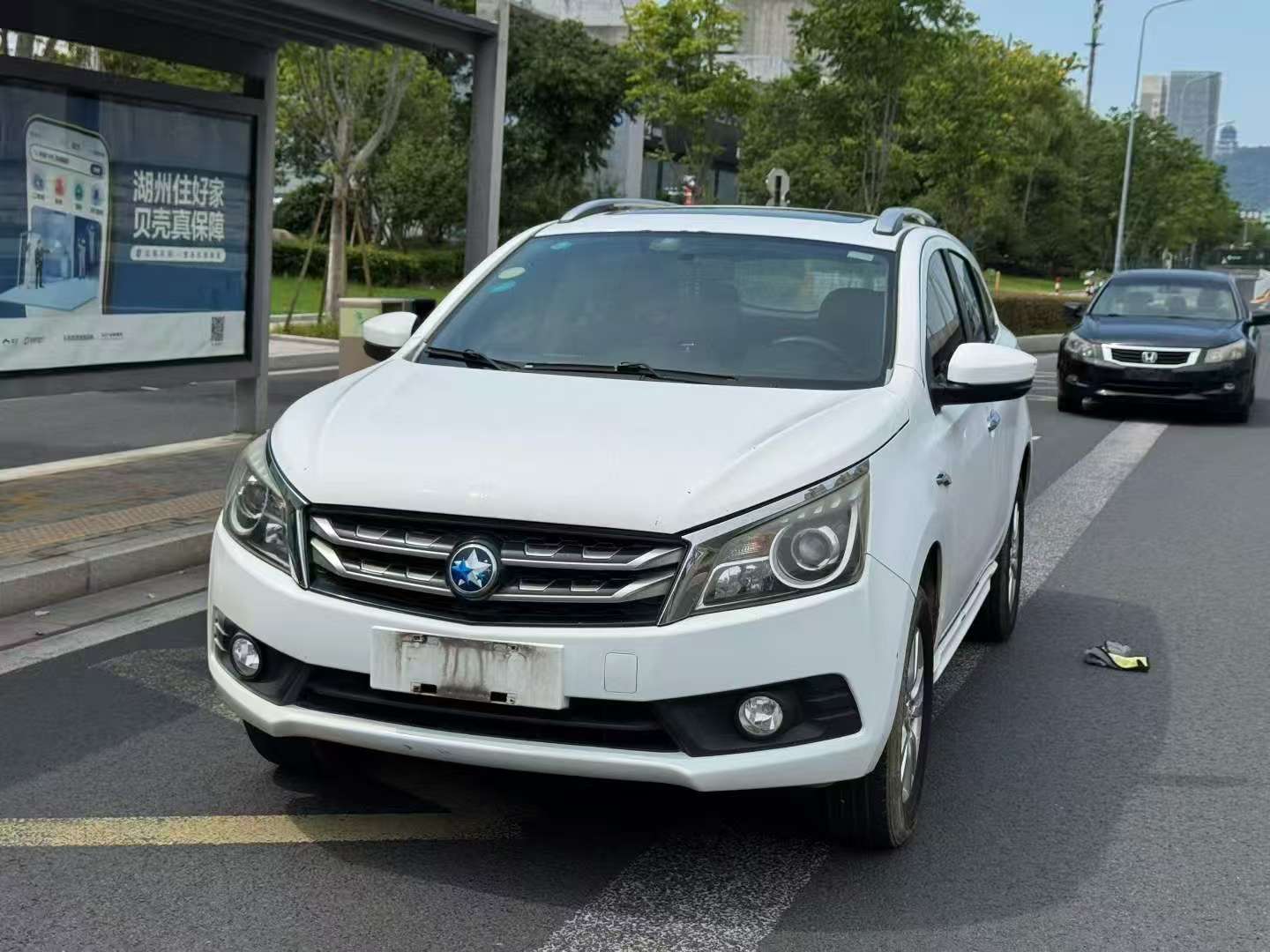 Venucia T70 2.0L Automatic Sunroof