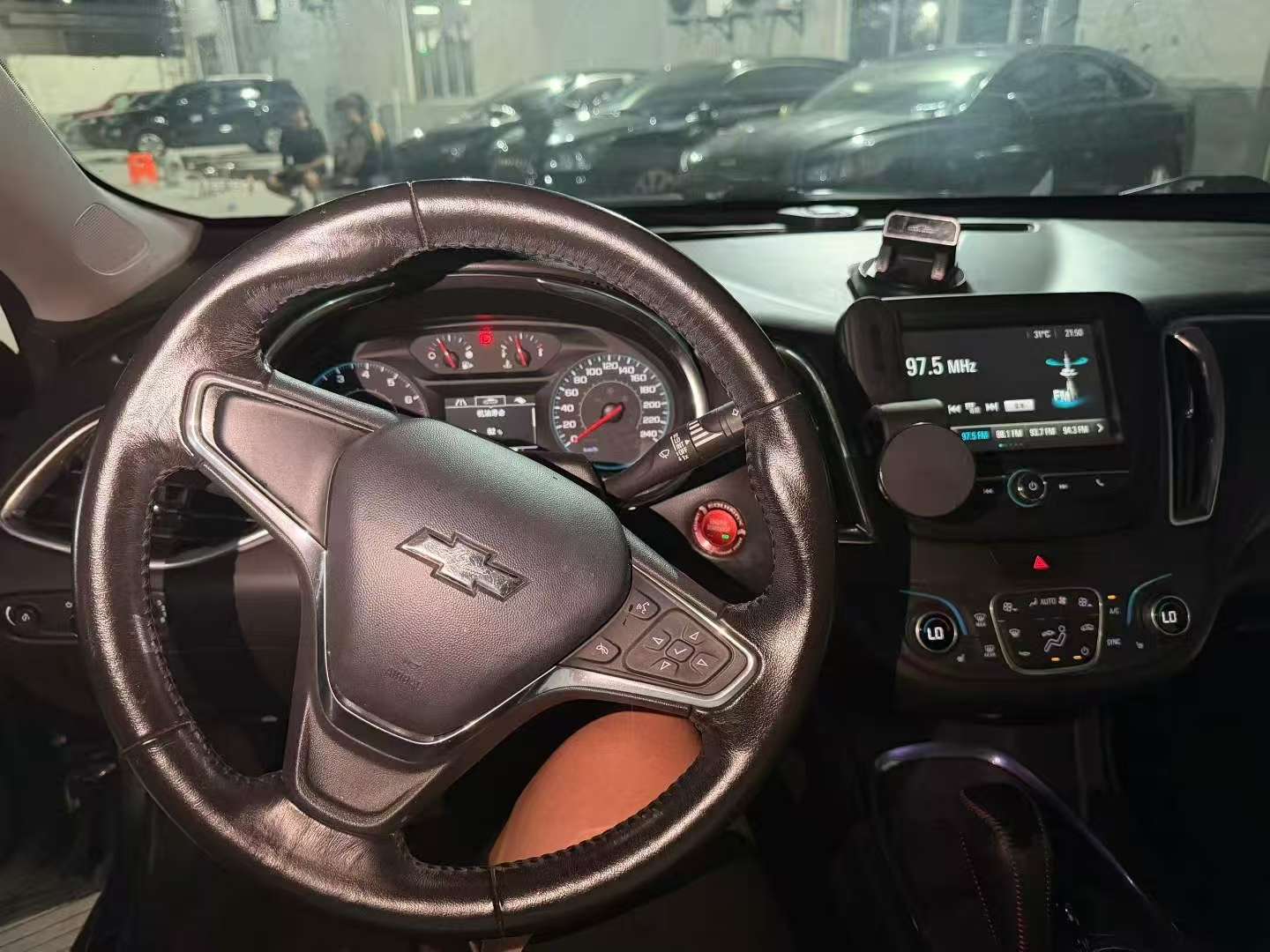 Chevrolet Malibu XL 1.5T Automatic Sunroof 7