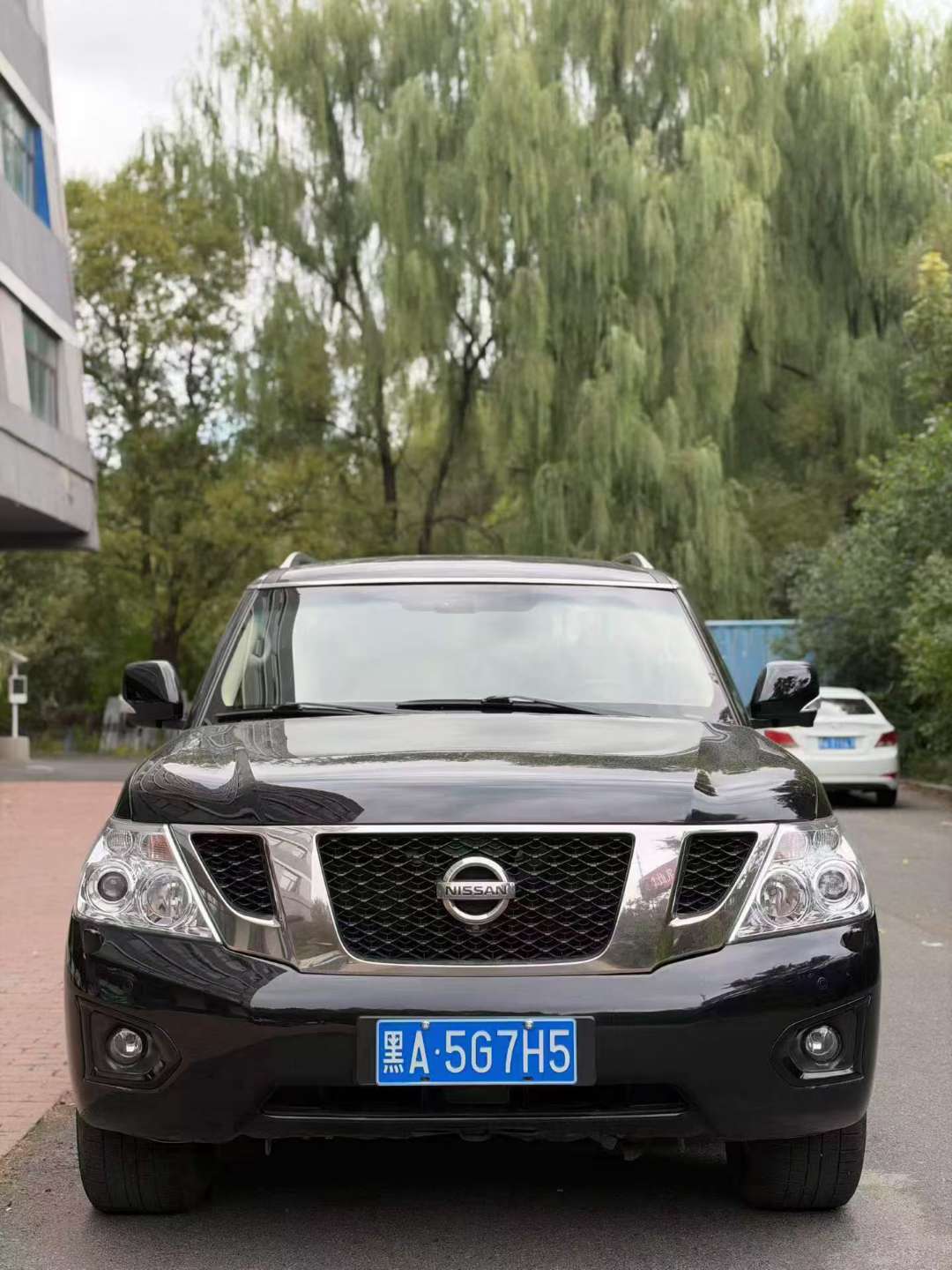 Nissan Patrol 4WD Flagship Edition 5.6L V8 2