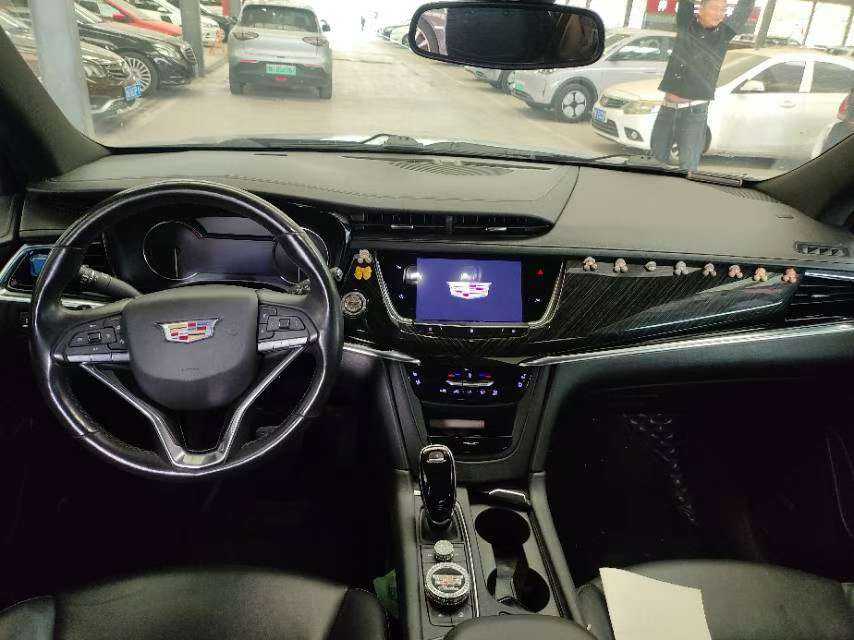 Cadillac XT6 6-Seater Luxury 2.0T 5