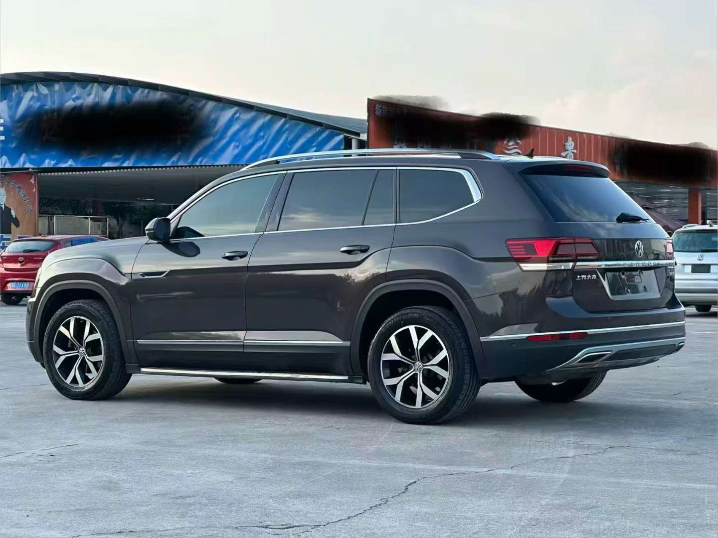 Volkswagen Teramont 7-Seat Luxury Edition 9