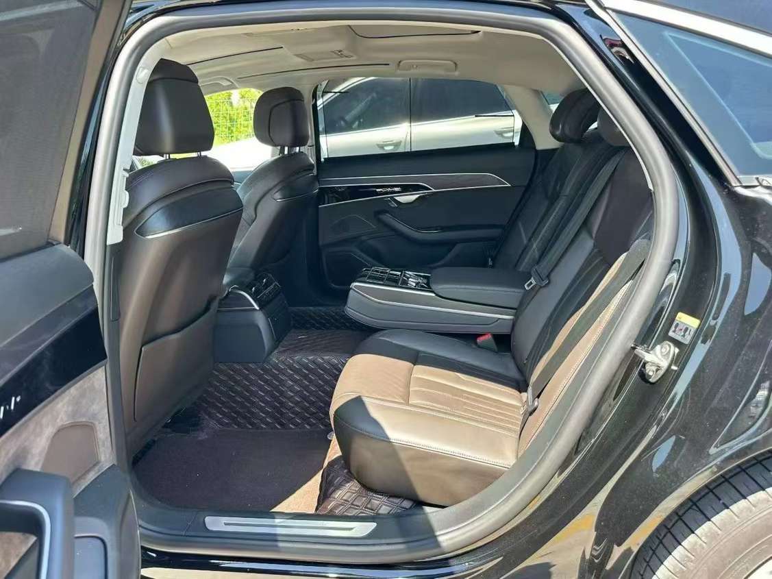 Audi A8L 50TFSI All-wheel Drive Comfort 6
