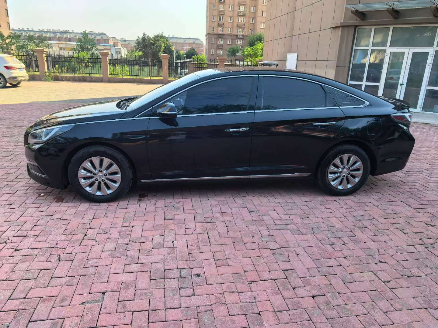 Hyundai Sonata 2.0 Hybrid HE Smart Edition 4