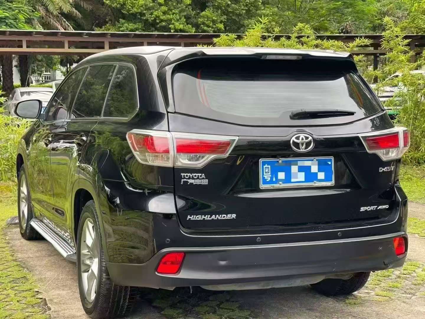 Toyota Highlander 2.0T AWD Luxury Navigation Edition 3