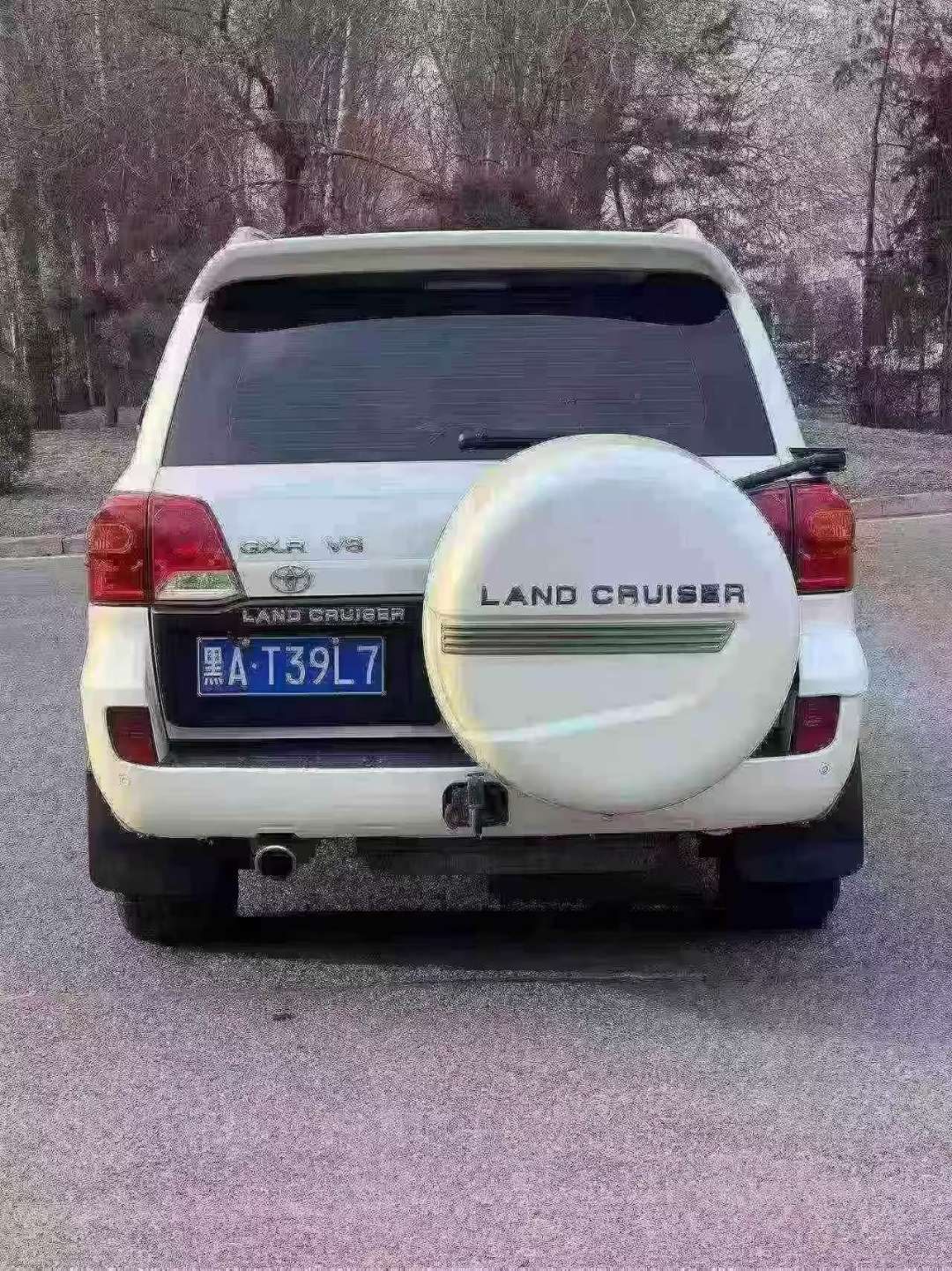 Toyota Land Cruiser 2015 Middle East Spec 8-Seater 6