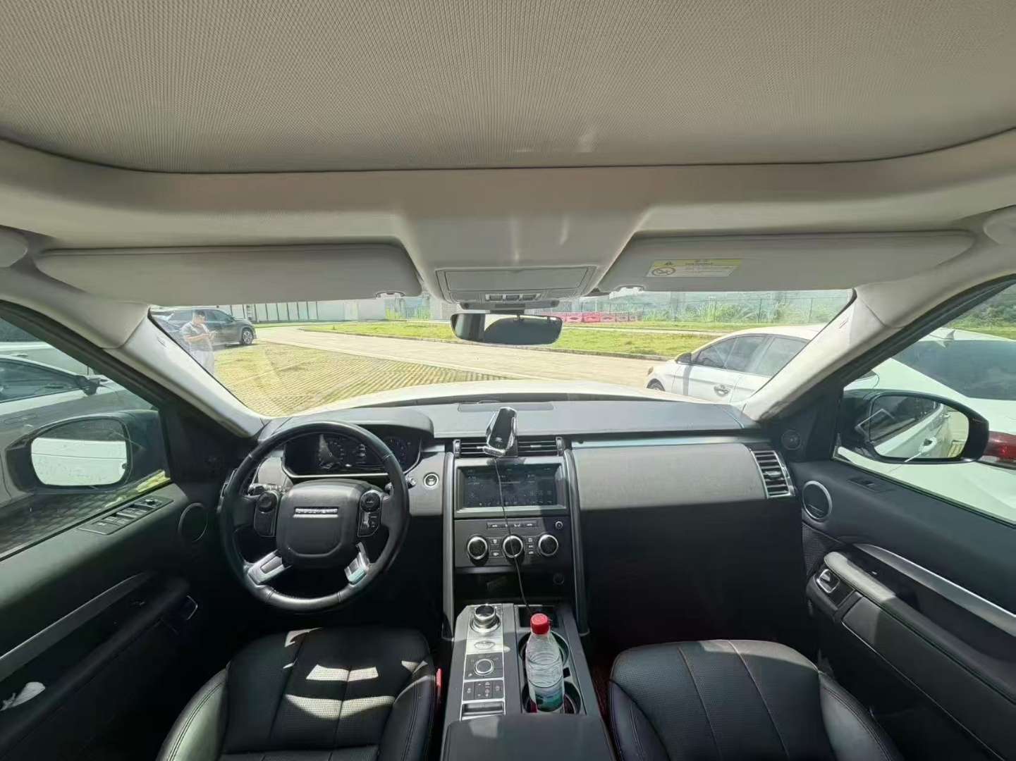 Land Rover Discovery 2020 2.0T 30th Anniversary Edition 5
