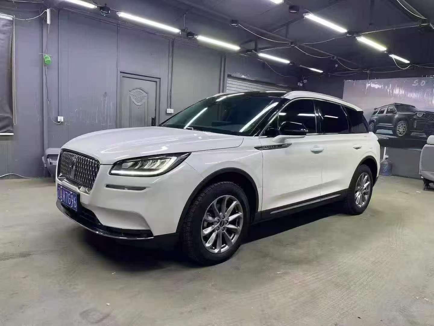 Lincoln Corsair 2021 2.0T FWD Reserve Edition 2