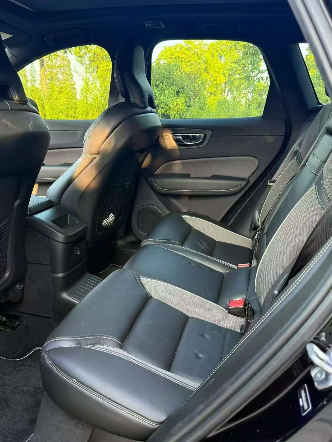 Volvo XC60 T8 Plug-in Hybrid Zhiyuan Sport 8