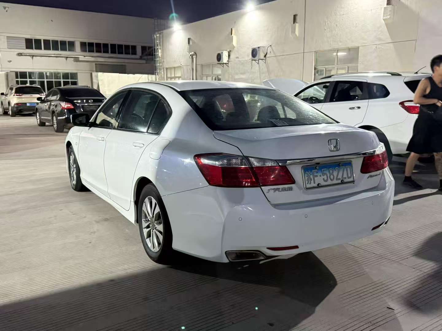 Honda Accord 2014 2.0L Automatic Sunroof 9