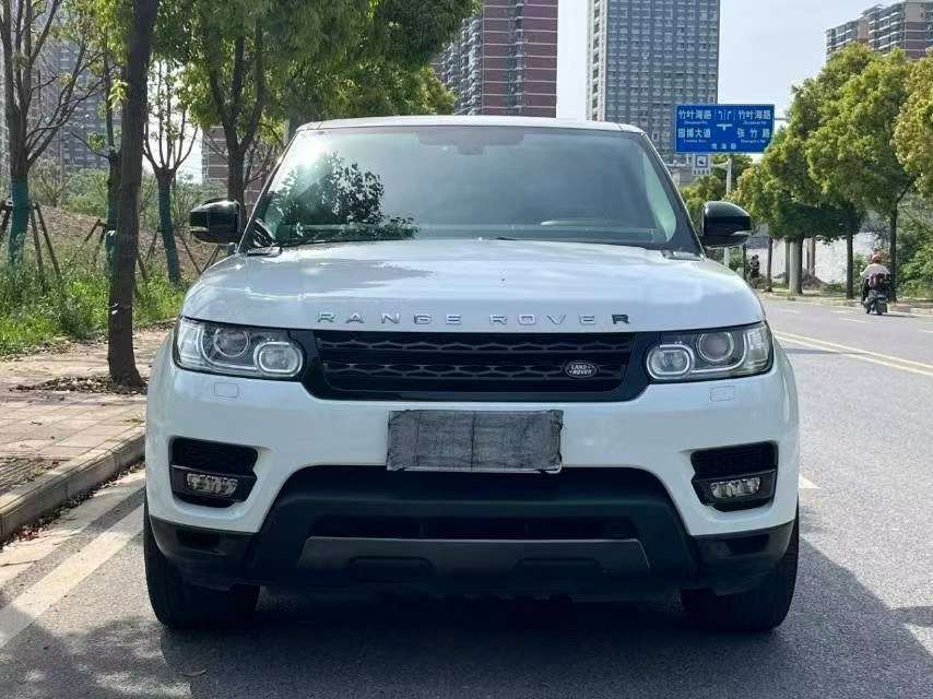 Land Rover Range Rover Sport 3.0 V6 HSE