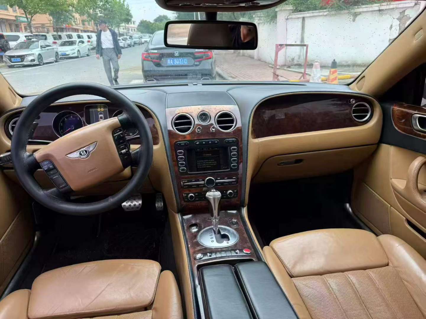 Bentley Flying Spur 2006 8