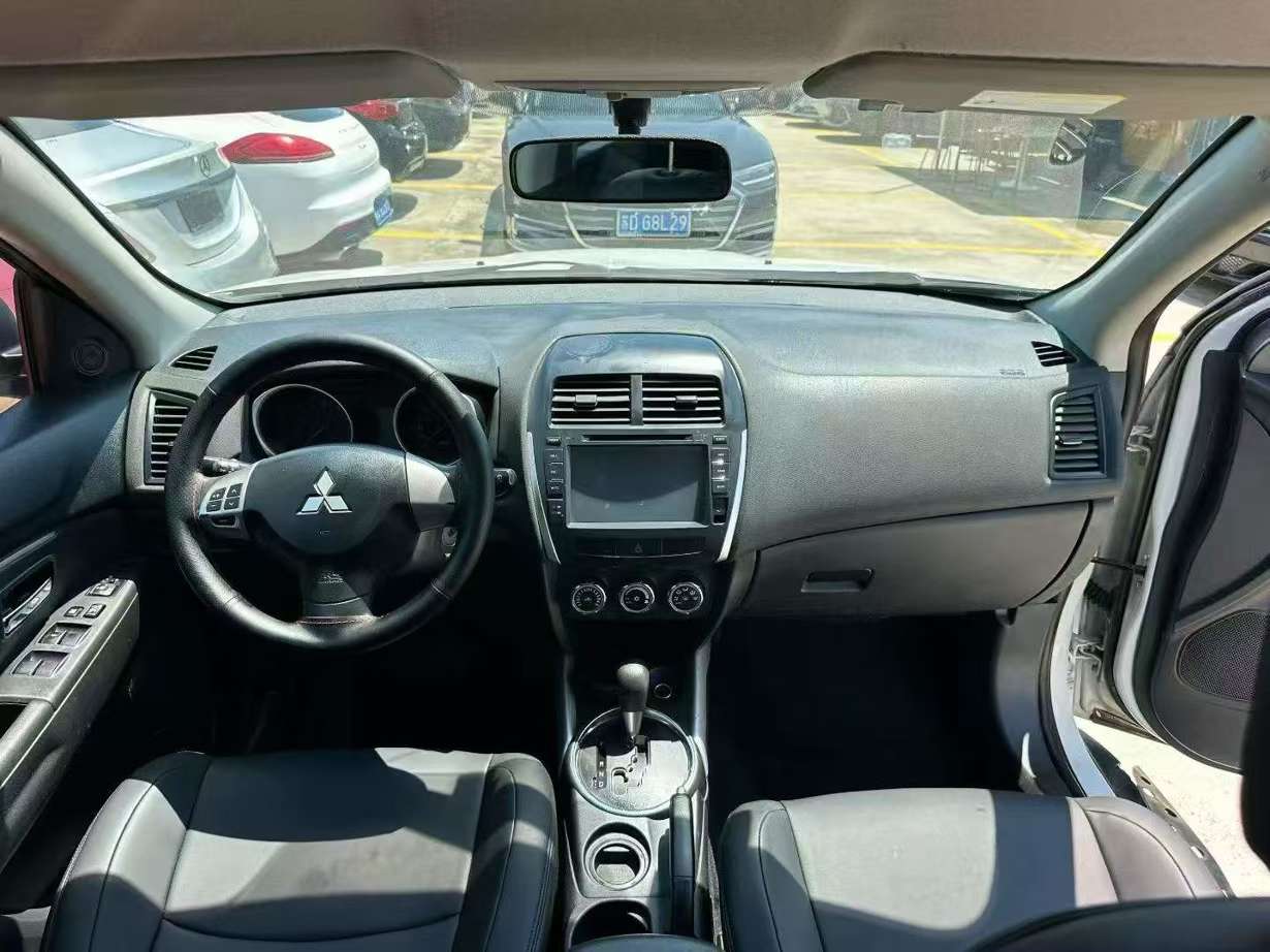 Mitsubishi ASX 2.0L Automatic 8