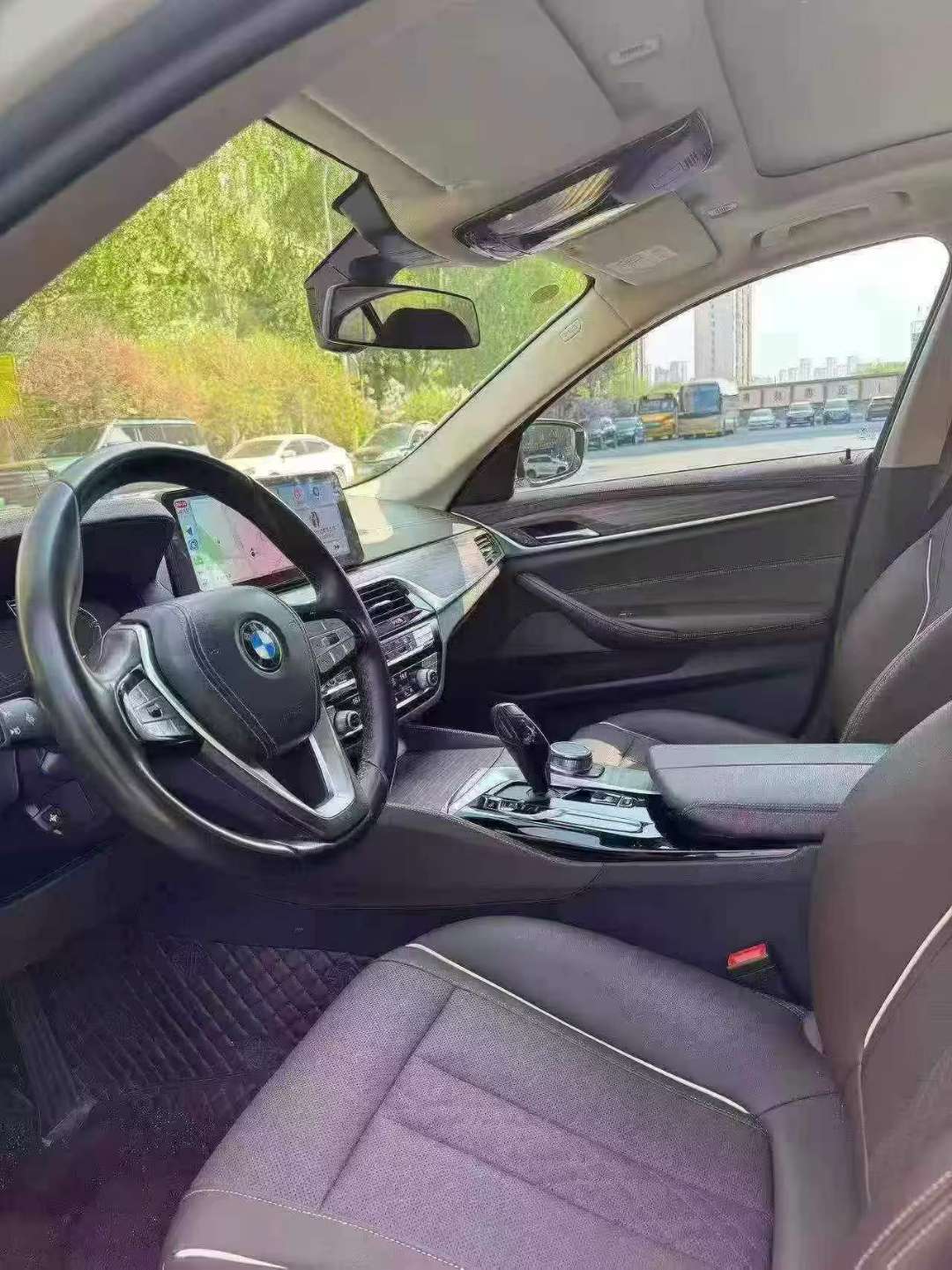 BMW 5 Series 2021 530Li AWD Luxury Package 4