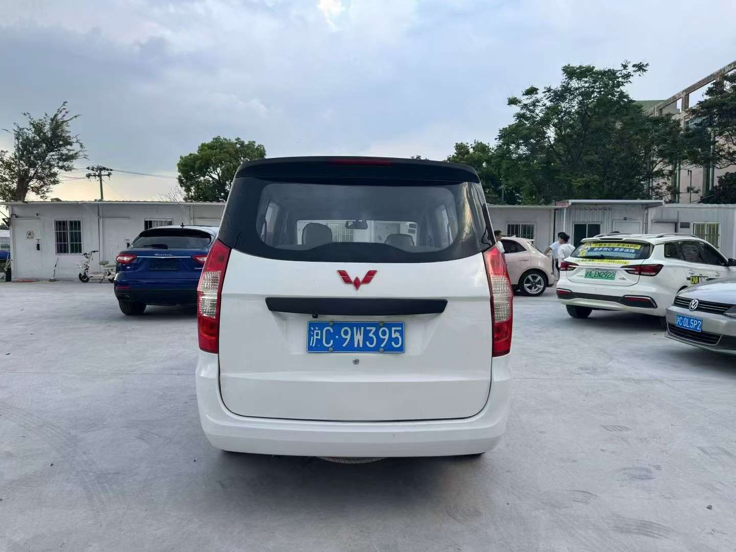 Wuling Hongguang S Luxury 5-Seater 5