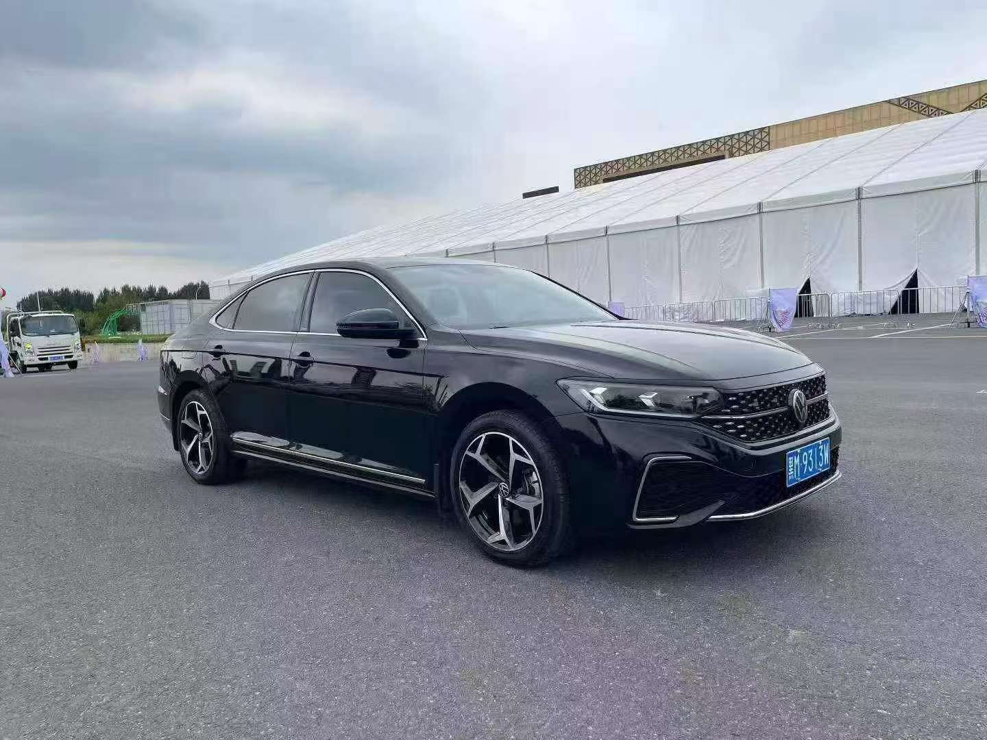 Volkswagen Passat 2.0T Automatic 3