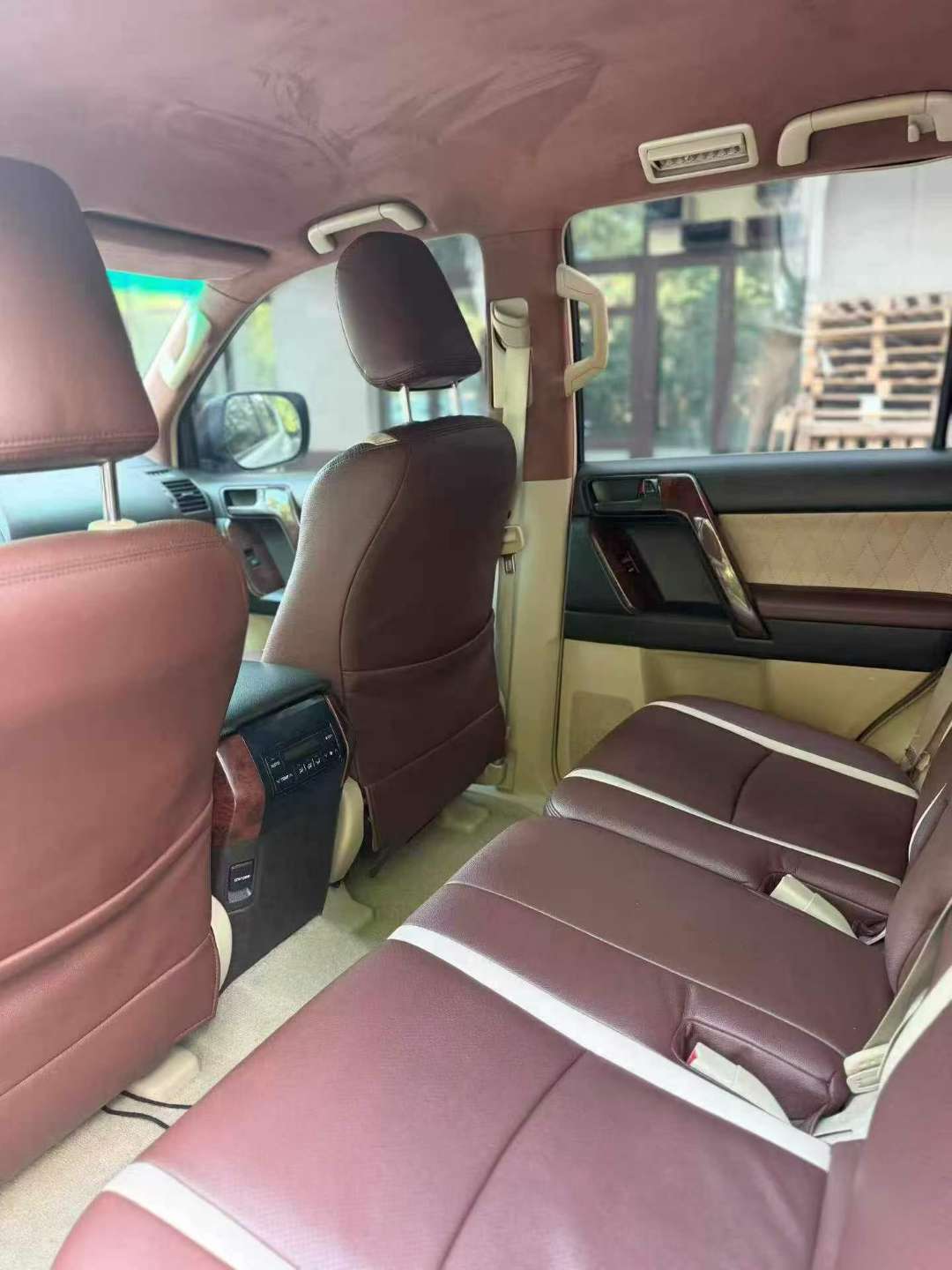 Toyota Prado 2011 2700 China-market Import 7-Seater 9