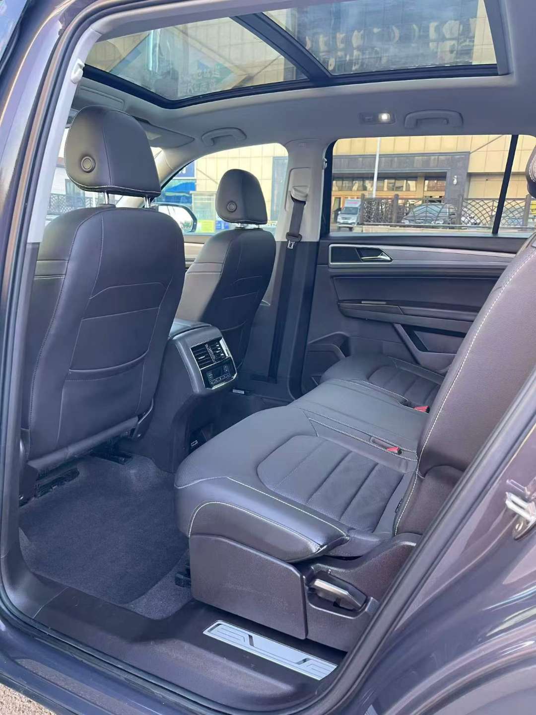 Volkswagen Teramont 380 2.0T Automatic 4WD Luxury 9