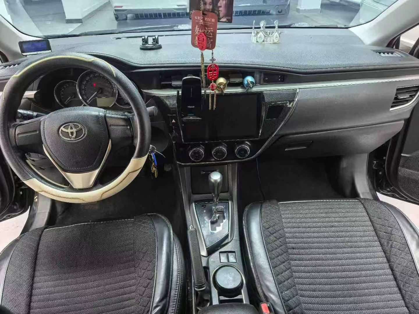 Toyota Corolla 1.2T 9