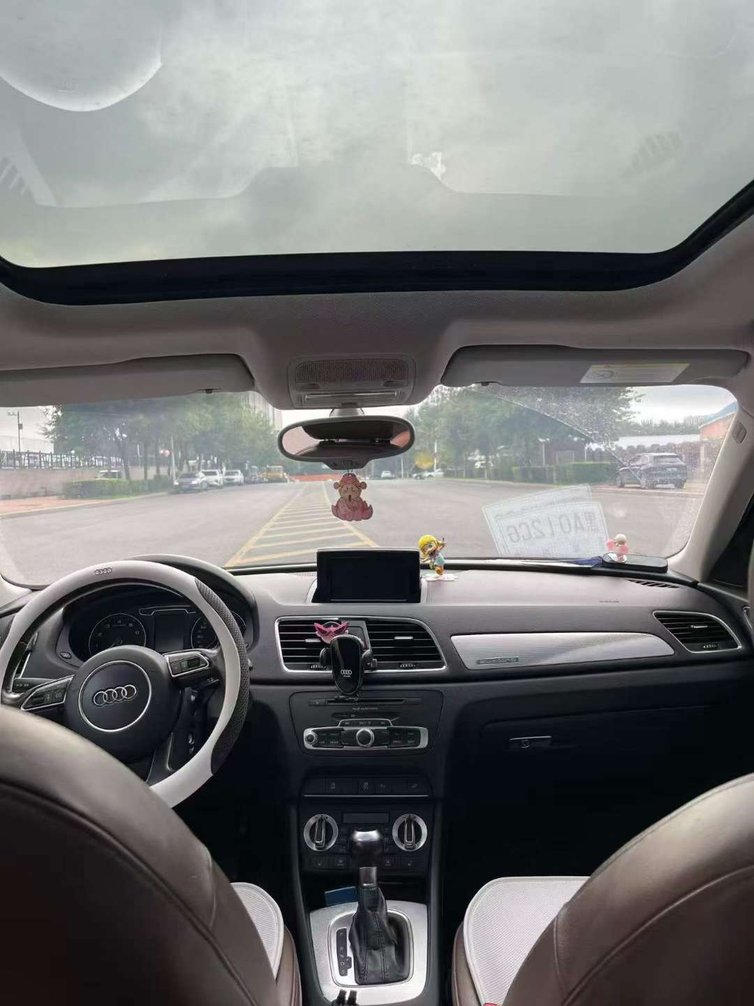 Audi Q3 2.0T Automatic AWD 8