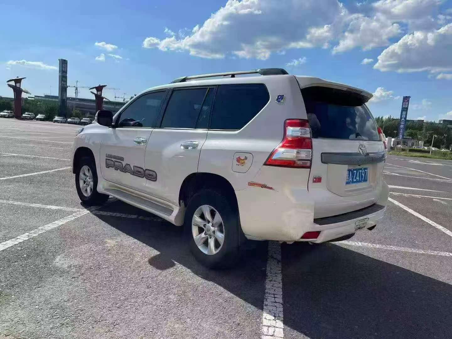Toyota Prado 2011 2700 5