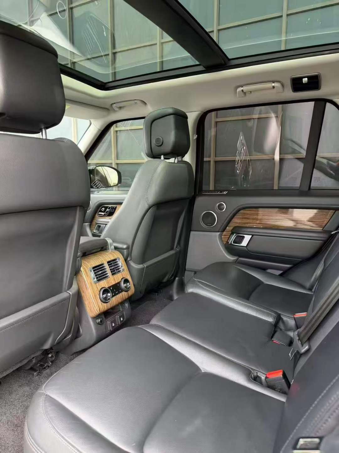 Land Rover Range Rover 2019 3.0T Automatic Gasoline 9